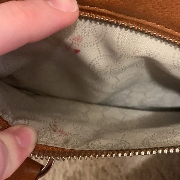 Michael Kors Sophie Top Zip Large Leather Bag - Picture 12 of 14